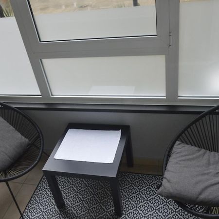 Teodora Lux Apartman Free Privat Parking Apartment โนวีซาด ภายนอก รูปภาพ